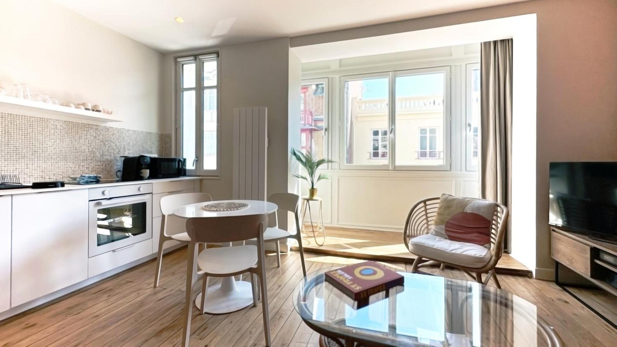 Villa Adele, Bow-Window Vue Mer - Appt 02 Mers-les-Bains Eksteriør billede
